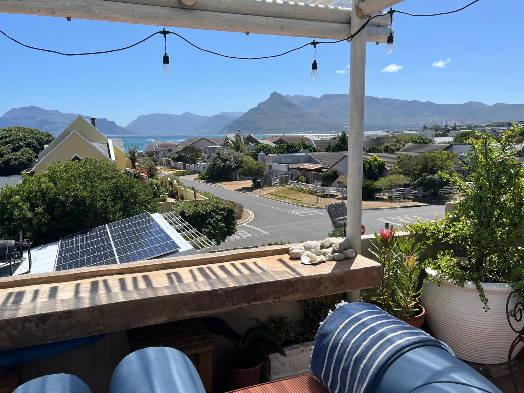 Storyhouse In Kommetjie Exterior photo