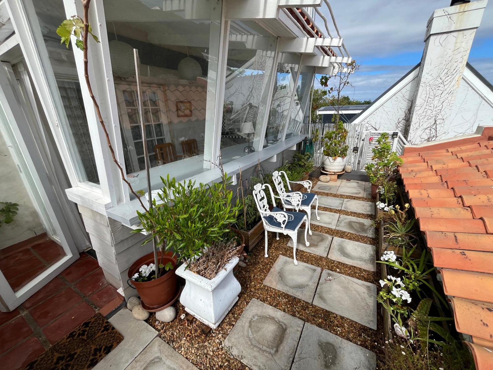Storyhouse In Kommetjie Exterior photo
