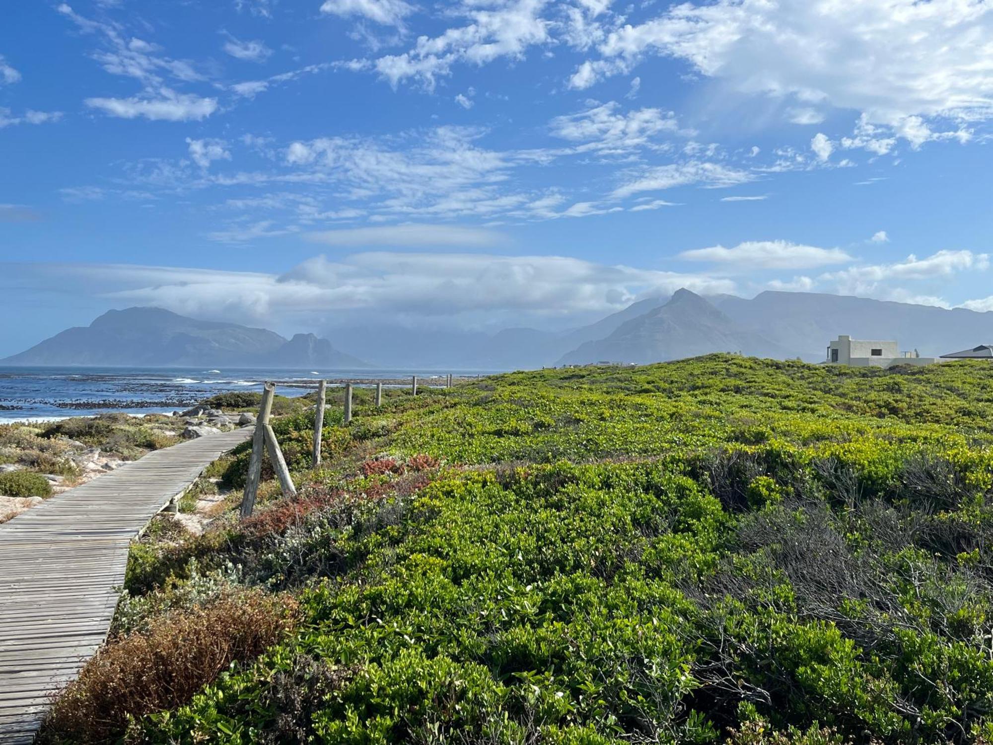 Storyhouse In Kommetjie Exterior photo